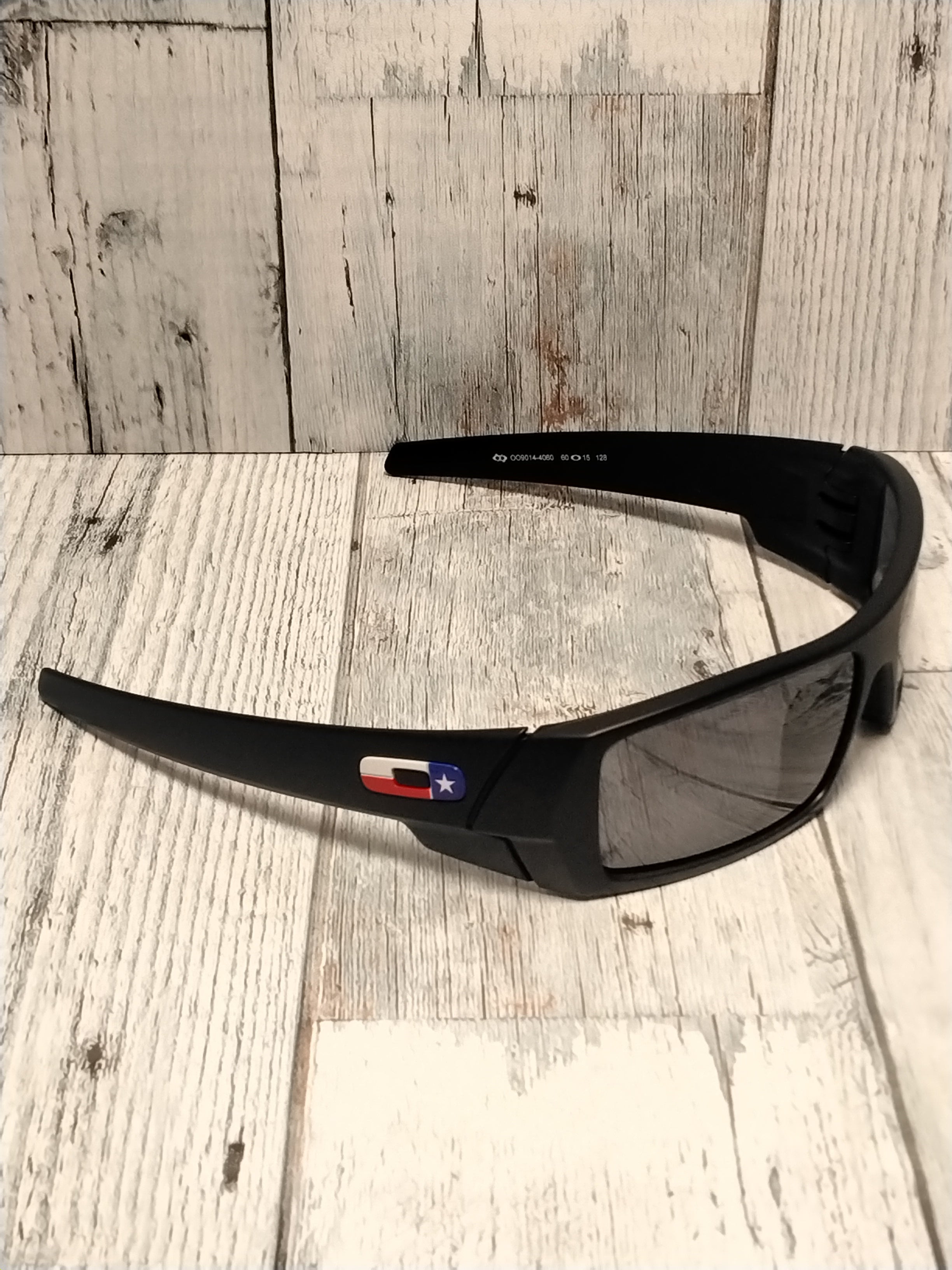 Oakley SI Men's Oo9014 Gascan Rectangular Sunglasses *EXCELLENT CONDITION* (7899805909230)